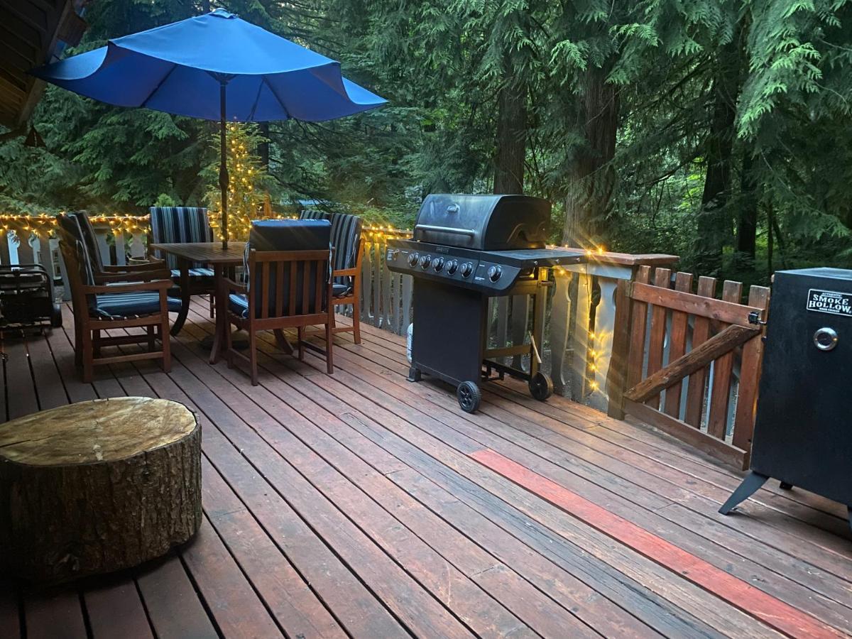 Cozy Bird House W Big Screen! Mount Hood Village Exterior photo